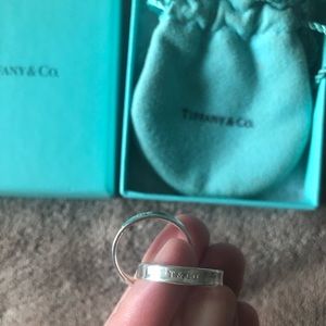 Tiffany & Co Interlocking Circles ring silver